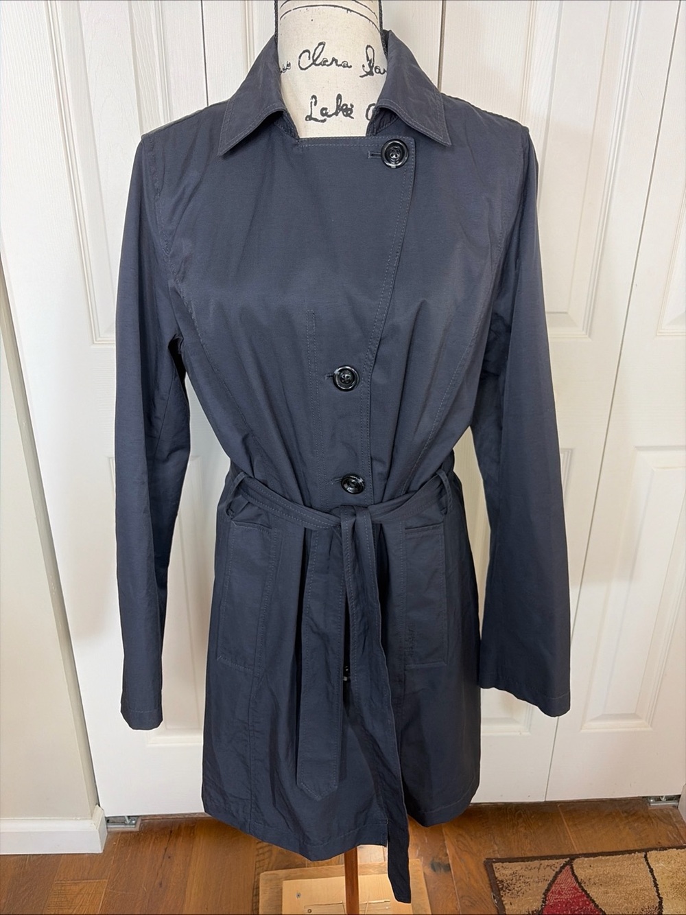 Land's End Women’s Button Front Trench Coat Belt Pockets Black Size Medium 10-12